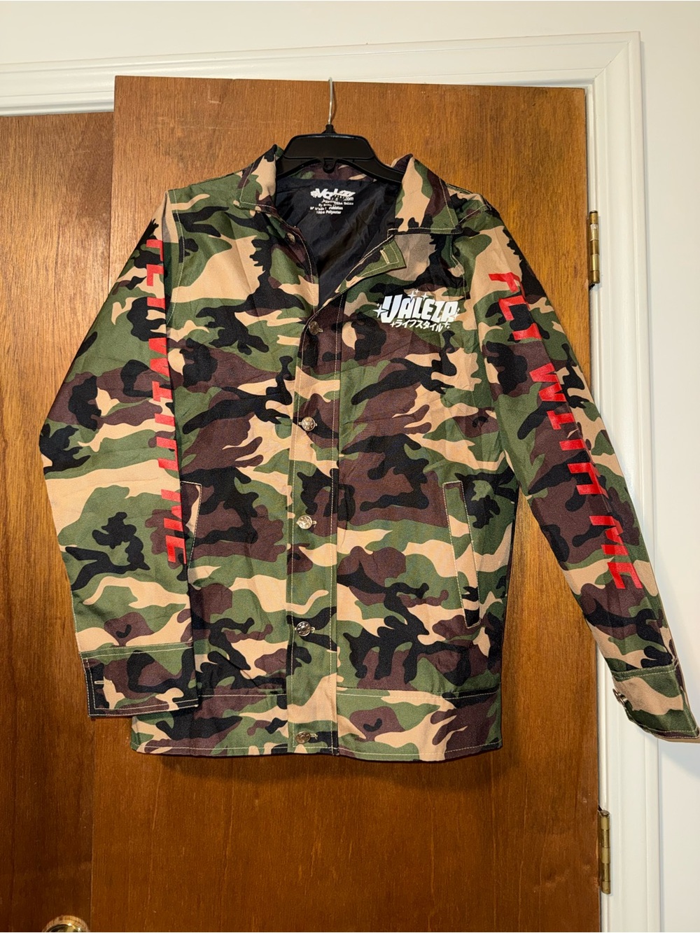 VALEZA Men's Camo Coach Jacket in Green size S